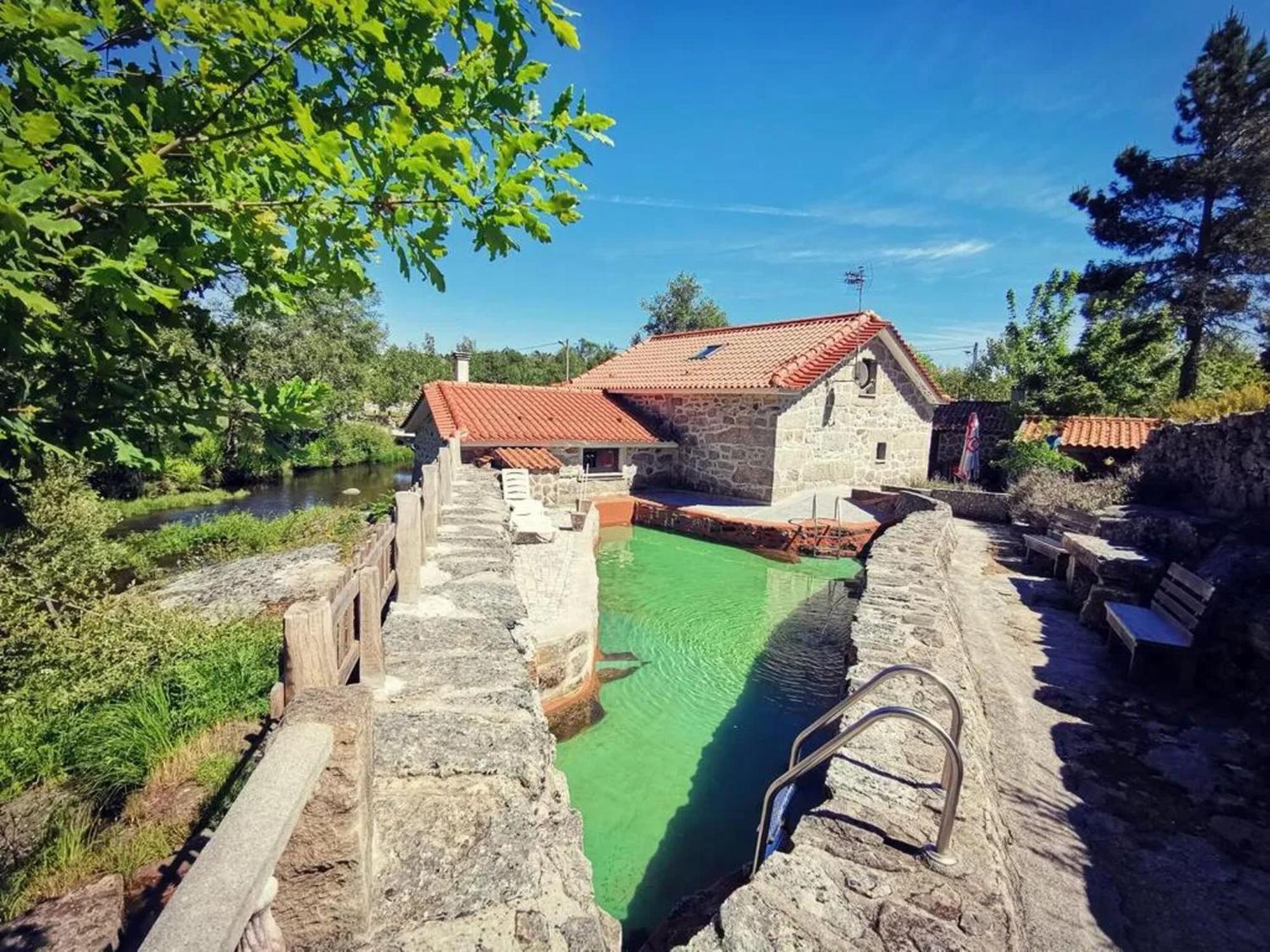 Charming Villa In Segoes With A Private Pool ภายนอก รูปภาพ